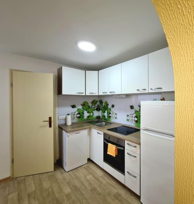 Apartma Juli Жировниця Екстер'єр фото